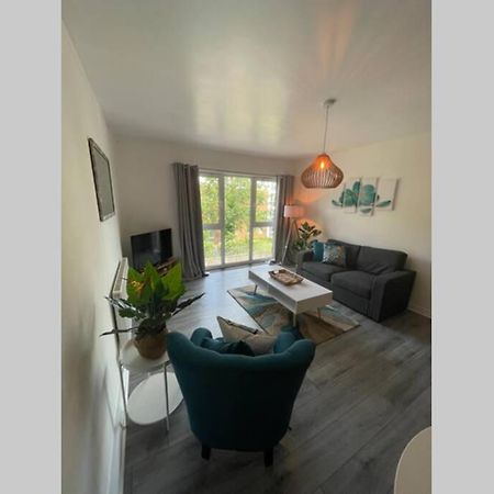 27 Lock Keepers Court By Mia Living Spacious 2 Bedroom Apartment With Free Parking Cardiff Ngoại thất bức ảnh